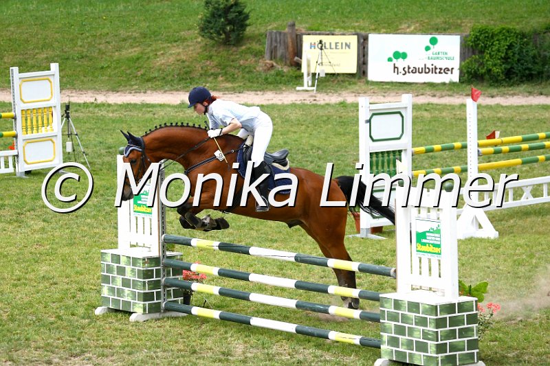 105M0798.JPG - Turnier Sonnfeld Frankenhof Mai 2011Foto von Monika Limmer, Kulmbachwww.foto-limmer.de