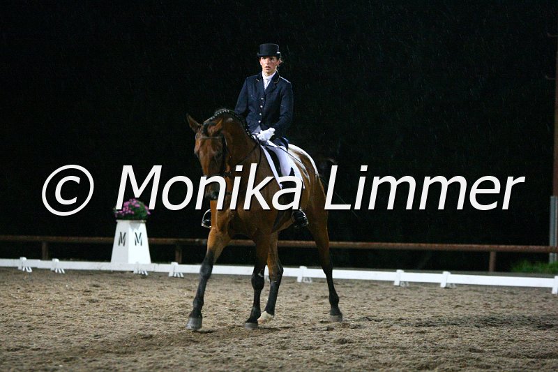 109L0860__L_Dressur.JPG